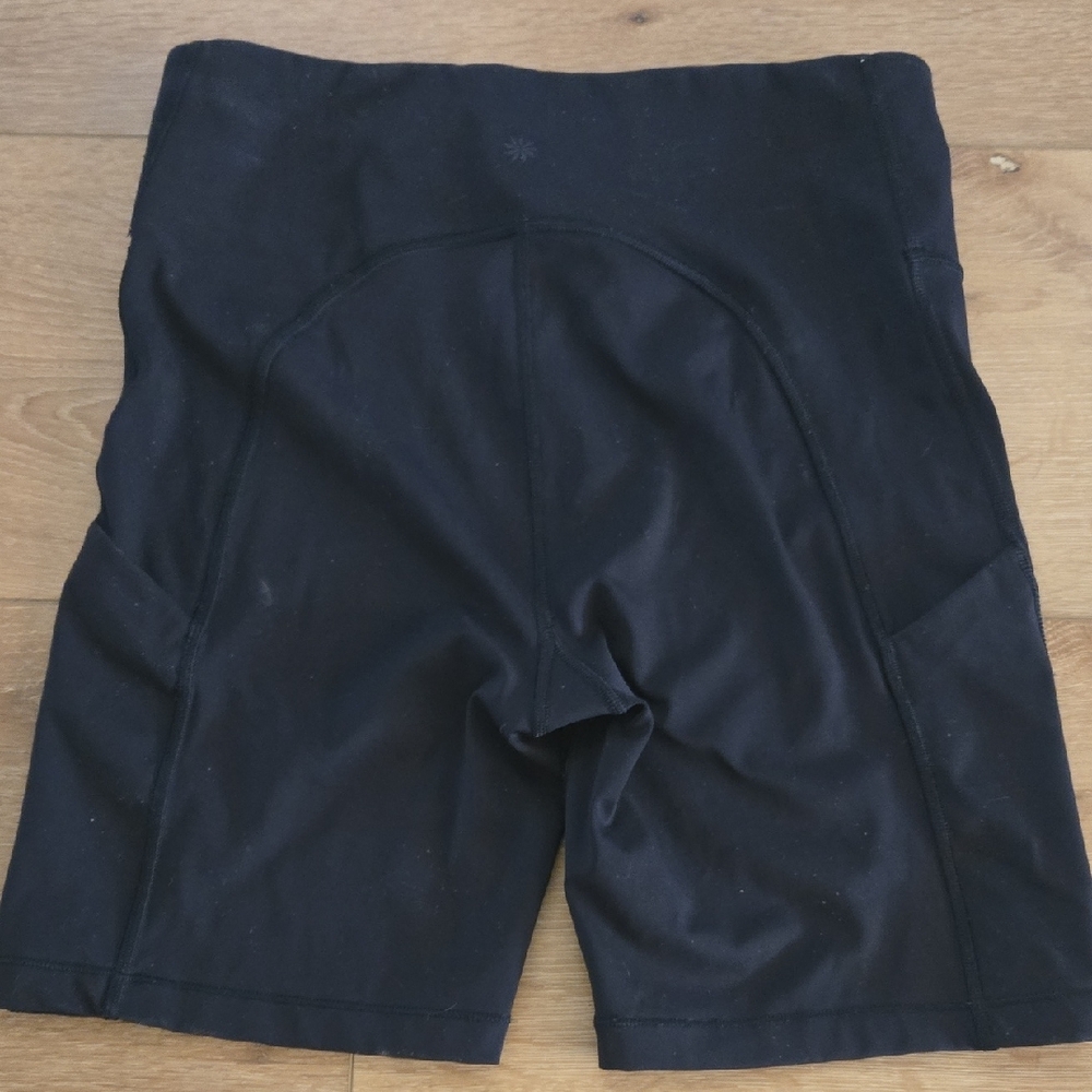 Athleta Ultimate Stash shorts with pocket